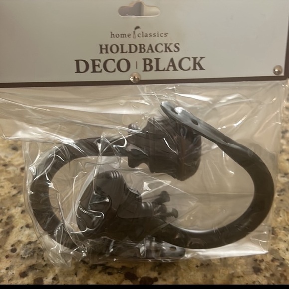 Two sets of brand new Holdbacks for your windows NWT - Picture 2 of 4